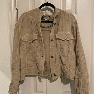 Evereve Utility Jacket in Tan